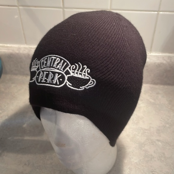 Friends hat bundle - Picture 7 of 8